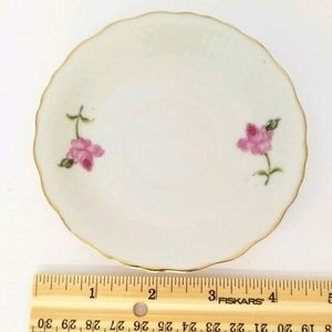 BETSON'S FINE CHINA OF JAPAN ROSE SAUCER